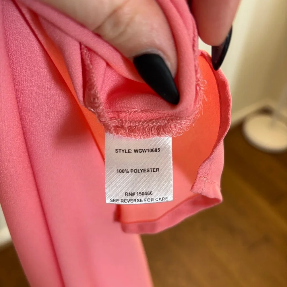This is a 41 Hawthorn Lexie pleat front blouse - Picture 5 of 8